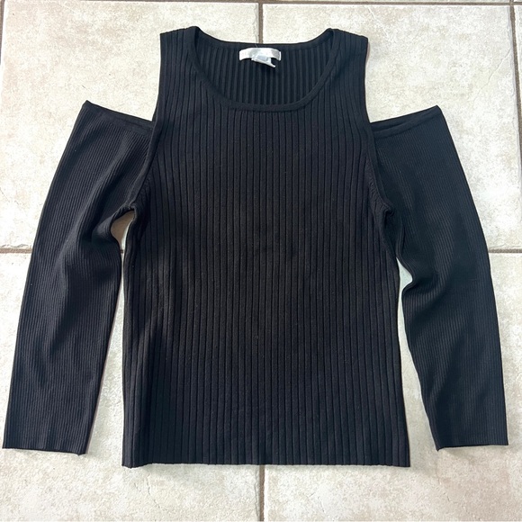 Design History Cold-Shoulder Silk Blend Sweater - Picture 4 of 10